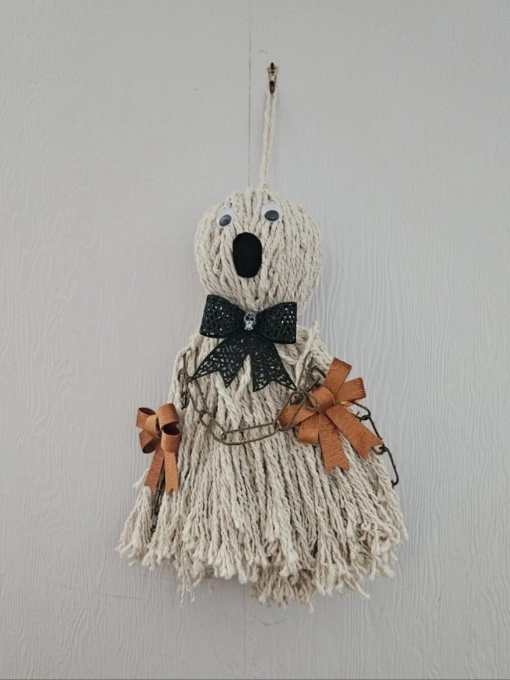 Handmade Halloween Ghost Door/Wall/Window Decoration Fall